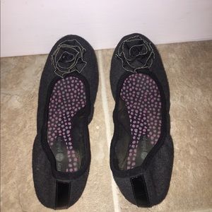 Lindsay Phillips “Liz” flats- sz. 7 with snaps!